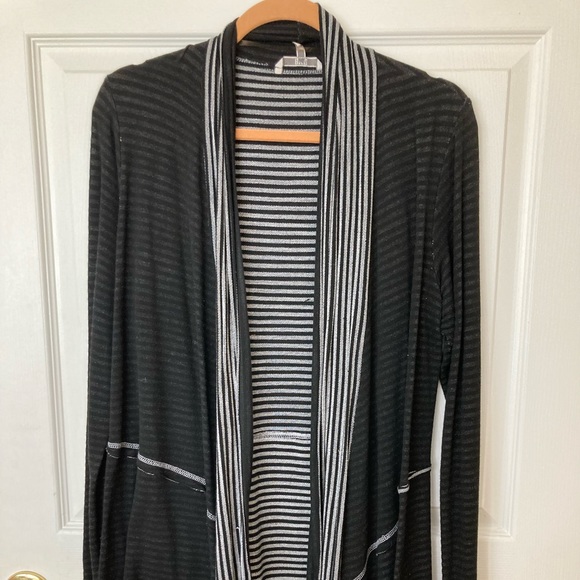 Black & Gray Cardigan - Picture 2 of 5